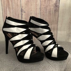 Carlos Santana black & white heels